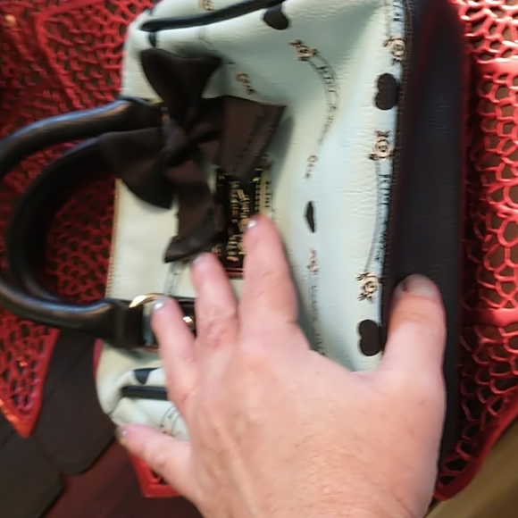 ECU Betsey Johnson Cute Black & Blue Crossbody Mini Handbag - Picture 13 of 13